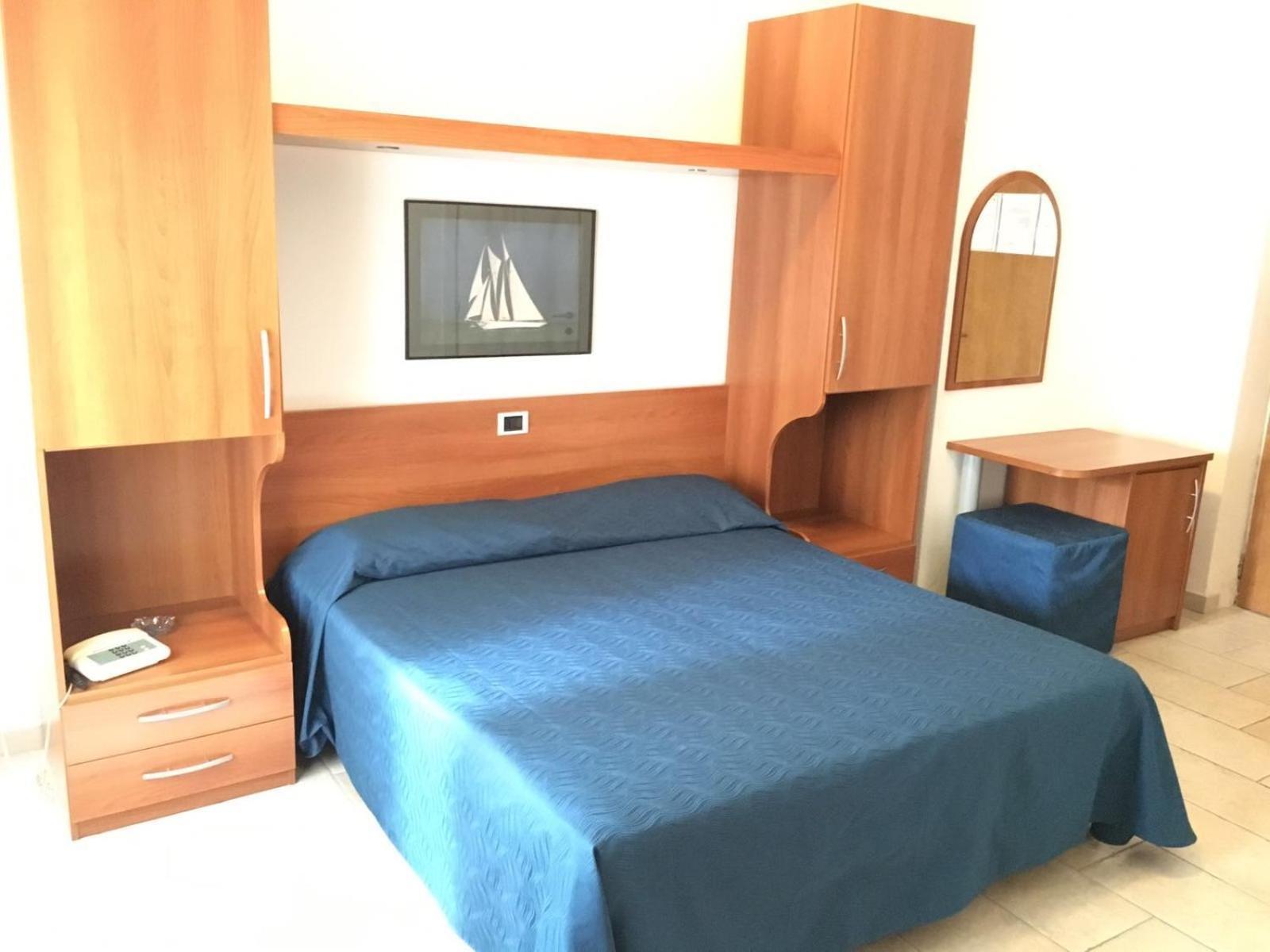 Hotel Belmare Порто Адзуро Екстериор снимка